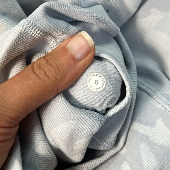 Lululemon Wunder Under High-Rise Tight 28" *Luxtreme Incognito Camo Jacquard - Picture 4 of 5